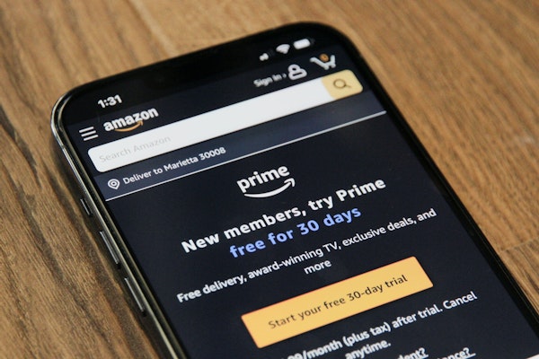 Delivery Drivers File Wage Claims Against Amazon