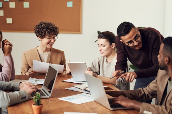Independent Agencies Prioritize AI Automation, E&S Readiness in 2026